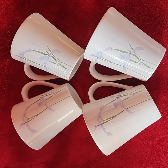 ☆Set of 4 Corelle Coordinates Stoneware. Shadow Iris Design. Coffee/Tea Mugs.☆ - Picture 1 of 8